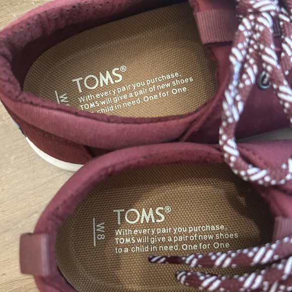 TOMS Shoes Womens Size 8 Burgundy Maroon Canvas Lace Up Low Top Casual Sneakers - Picture 4 of 5